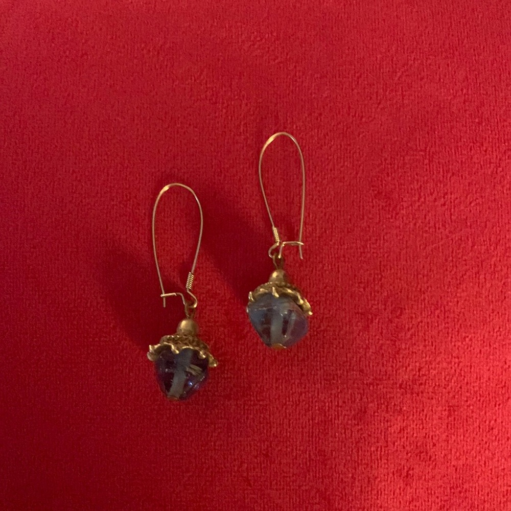 Blue bead dangle earrings